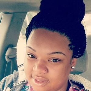 Meet your Posher, Lakin